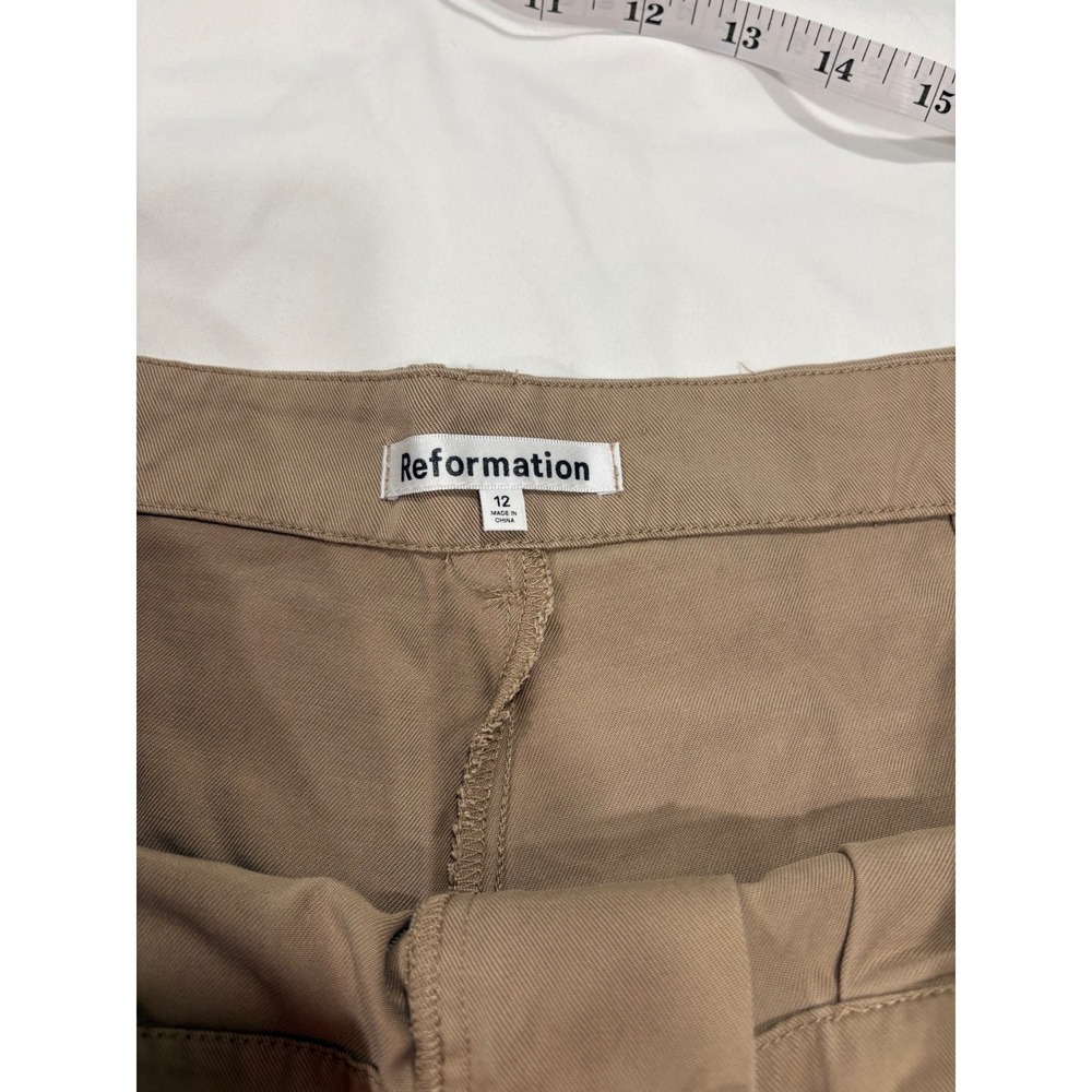 Reformation High-Waist Wide-Leg Trousers in Taupe - Picture 4 of 11